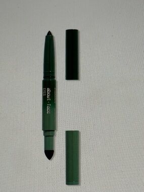 About-face Dual-Ended Green Shadow and crayon stick - emerald and hunter green